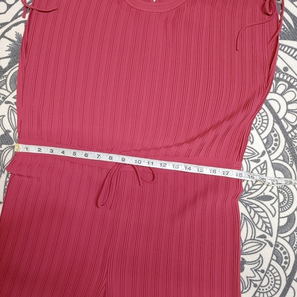 CLUB Monaco Viga Romper Size 4 - Picture 10 of 16